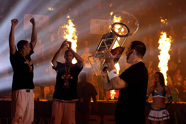 面对风波 面对风波