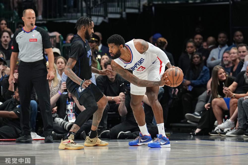 他们在面对 他们在面对